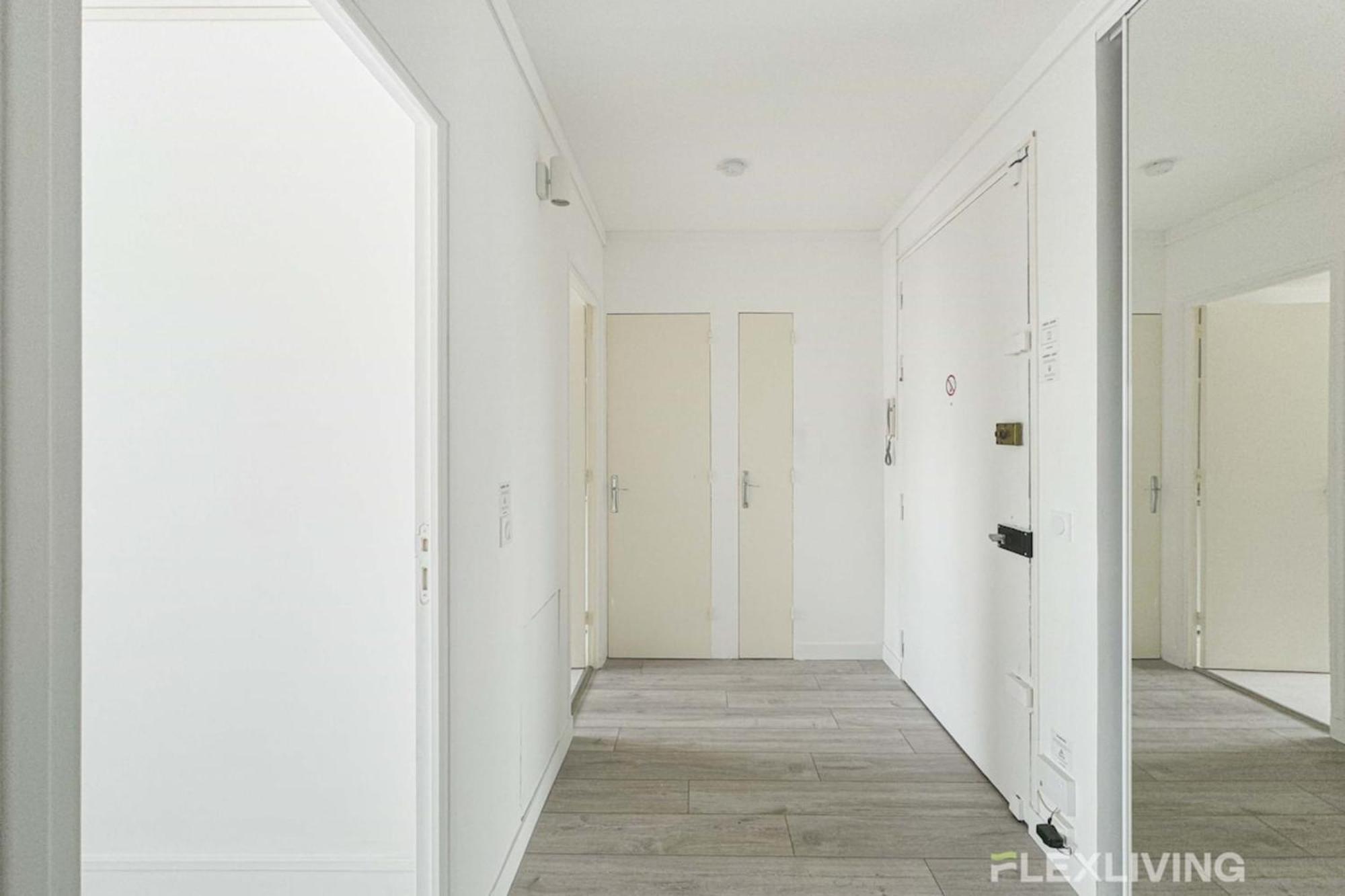 Flexliving - - Mouchez